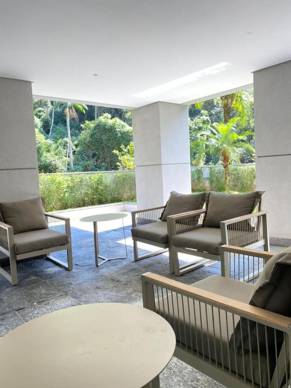 Aconchegante E Moderno Apartamento Pertissimo Da Praia Ubatuba Esterno foto